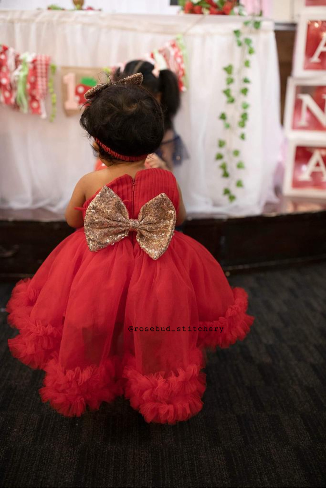 B6946DFD-049C-4E76-896A-831F77D7E5BE