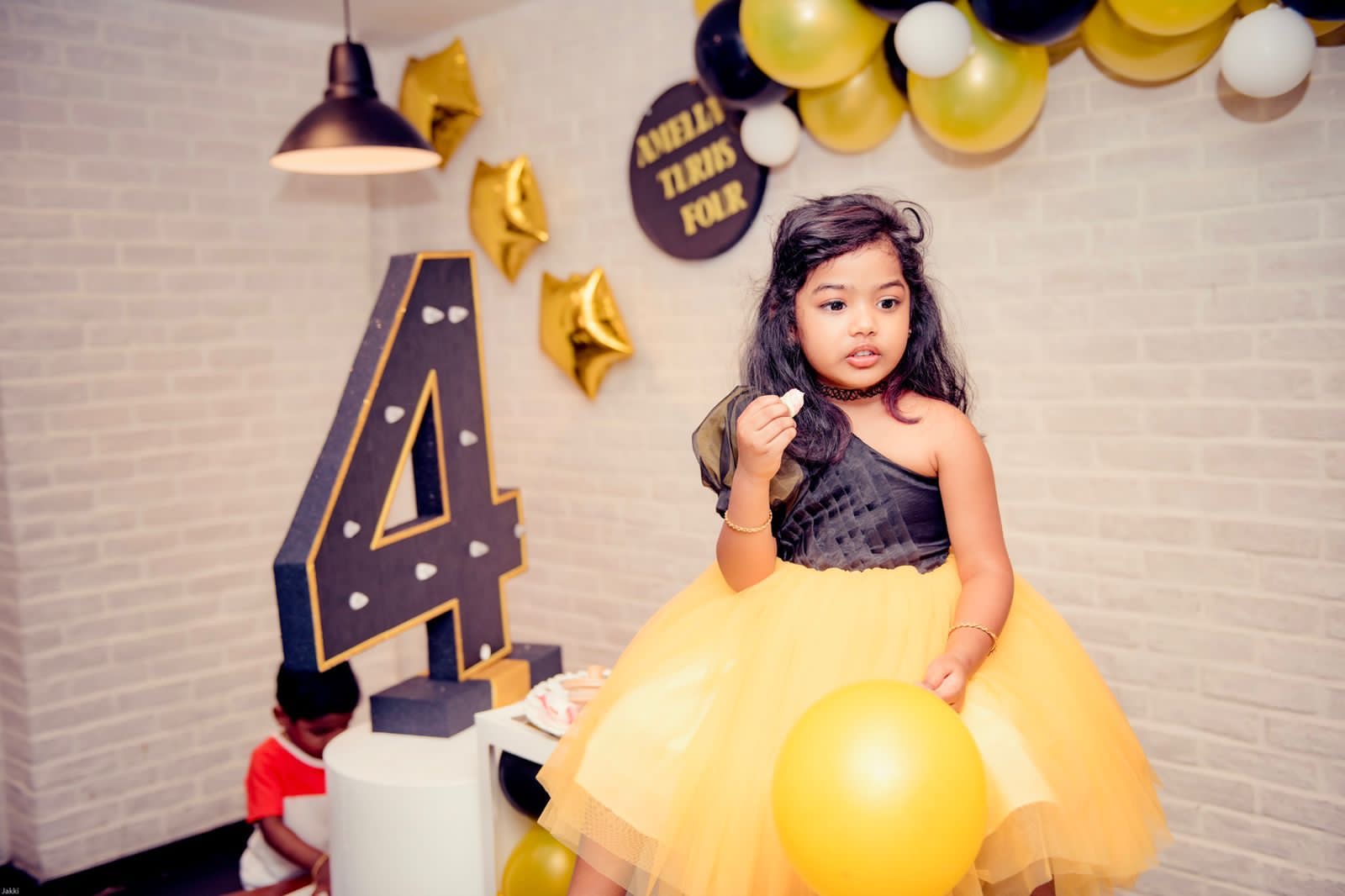 2b28e8c8-7bfd-40d3-be4d-0526efb0e6b0