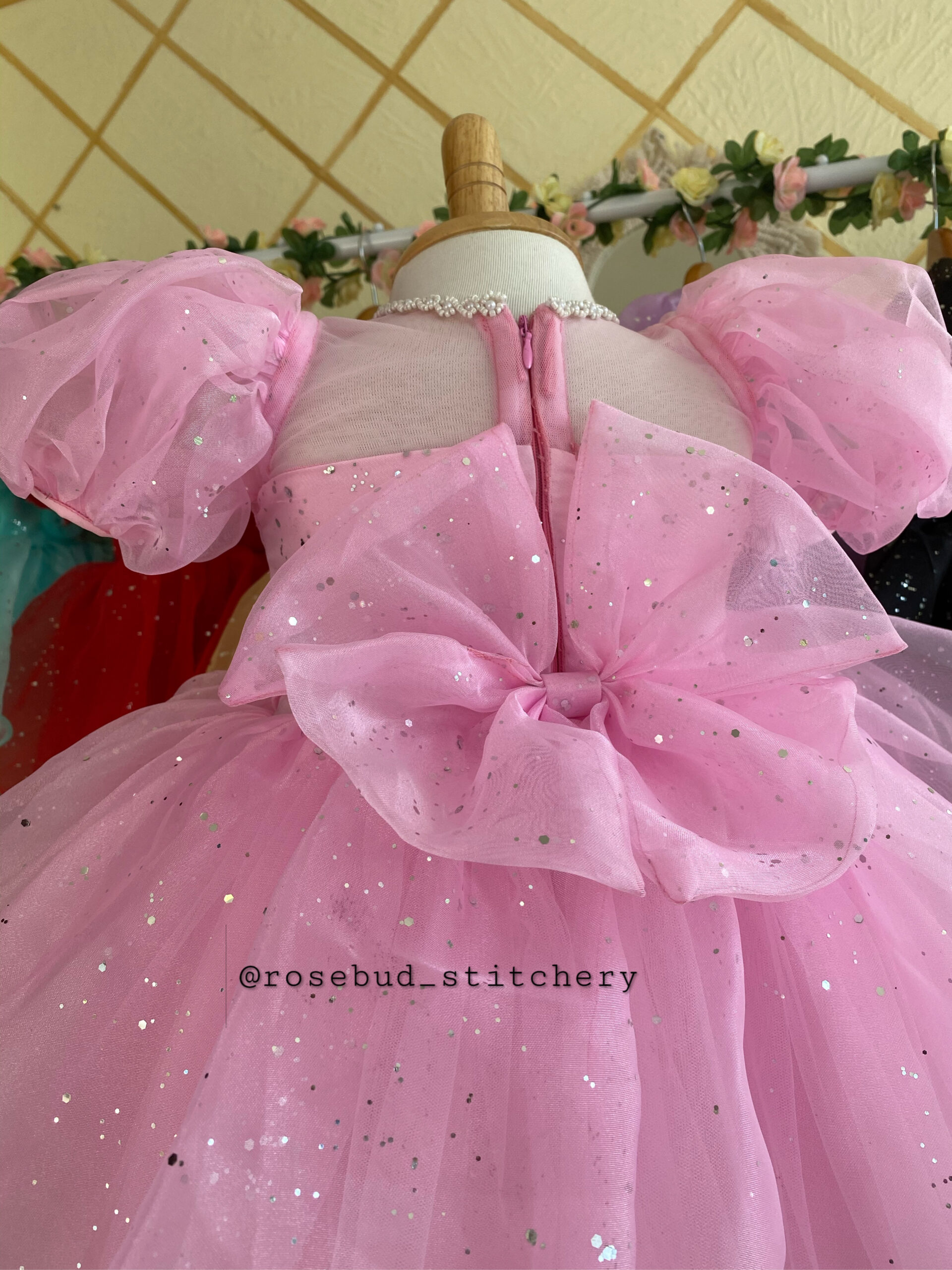 7EC7EEAE-89E7-44FD-97D0-9AC86B3741A8