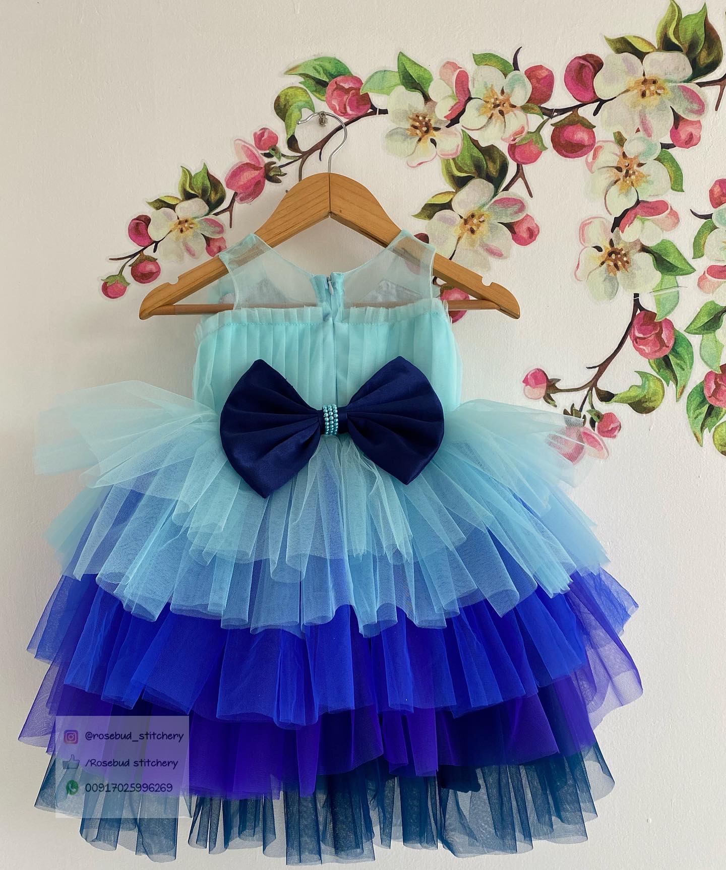 933089E7-4F68-4D53-AC38-68B88FCAE896