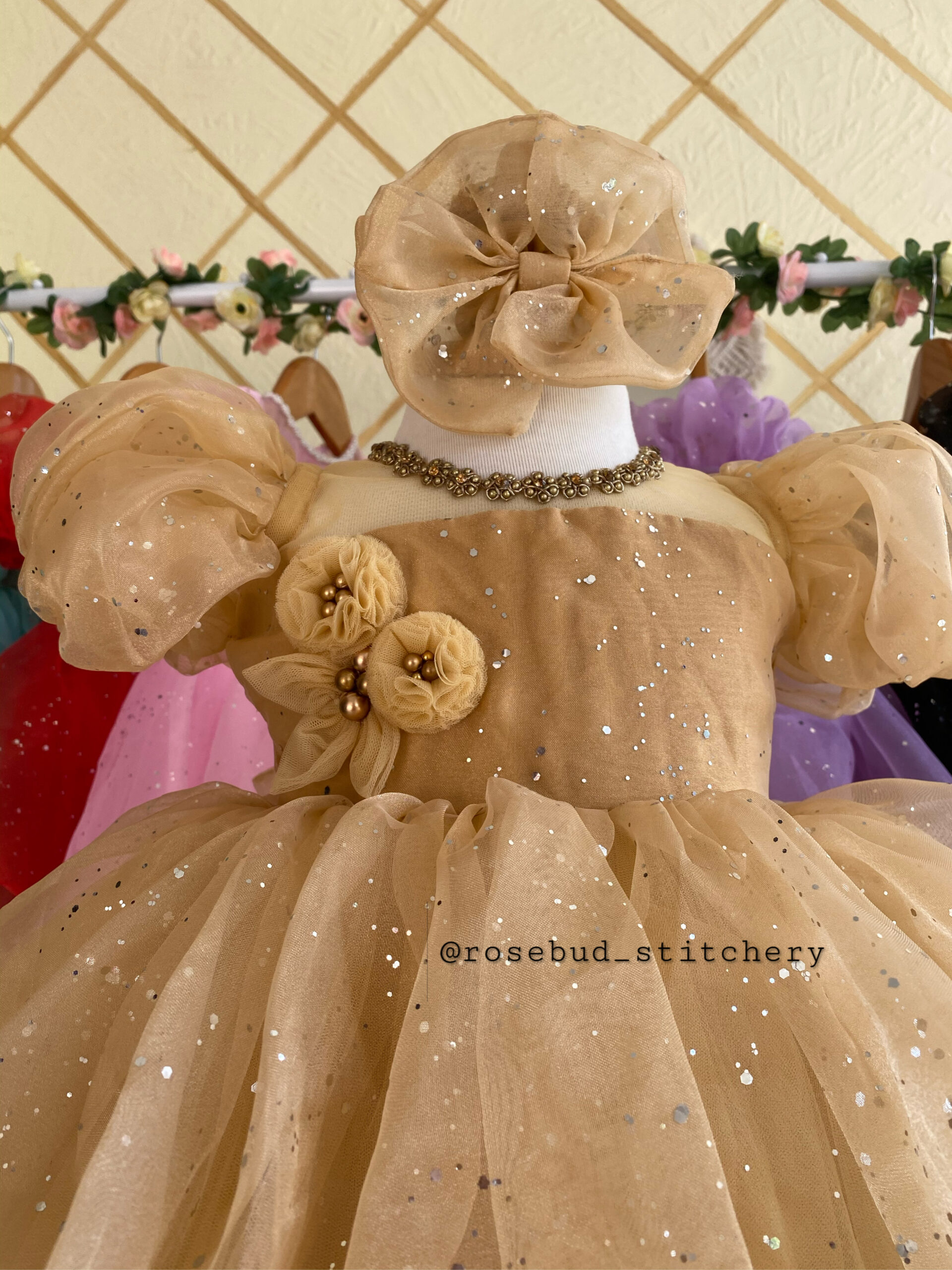 EEB0D348-4534-44AE-AA20-24576CC255B6